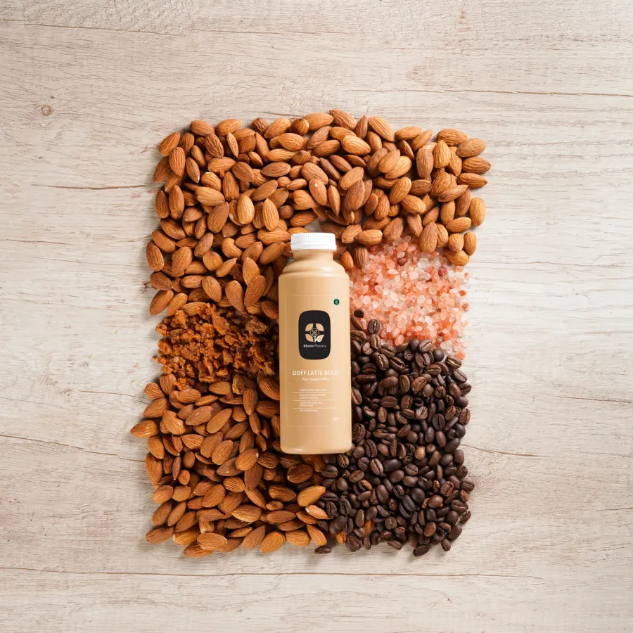Doff Latte Bold bersama bahan-bahannya